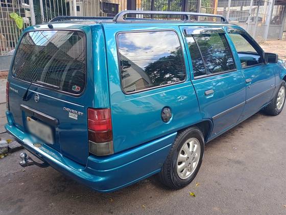 CHEVROLET IPANEMA 1.8 EFI GL 8V GASOLINA 4P MANUAL
